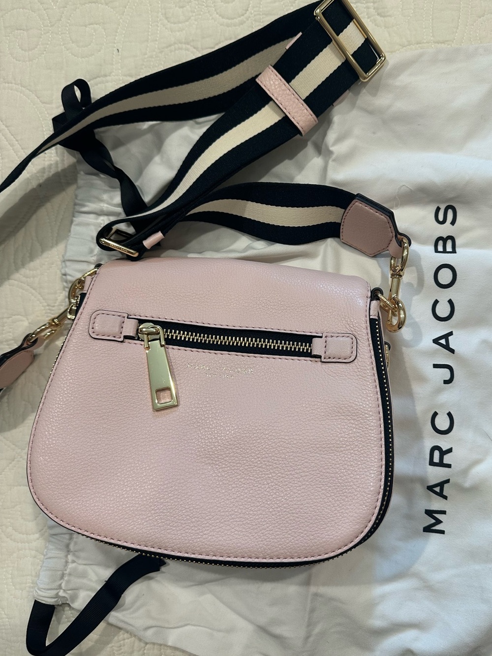 NWOT Marc Jacob’s small pink leather Nomad cross body bag - Picture 2 of 16